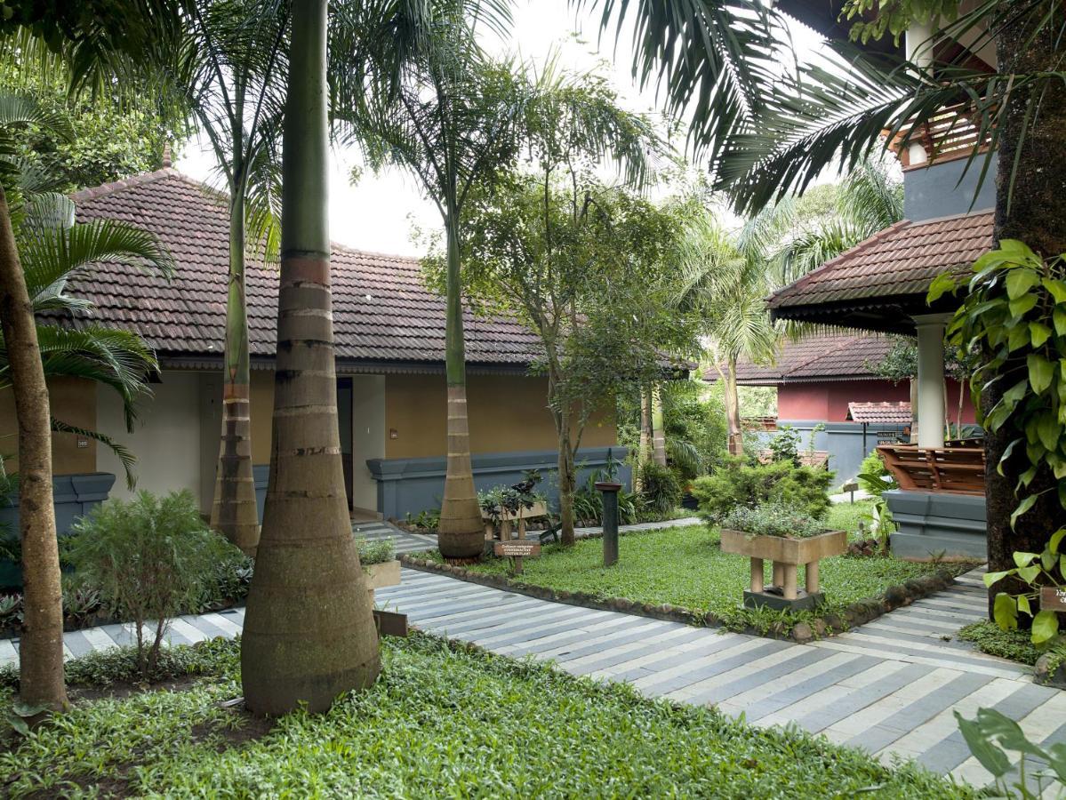 Elephant Court Thekkady Exterior foto