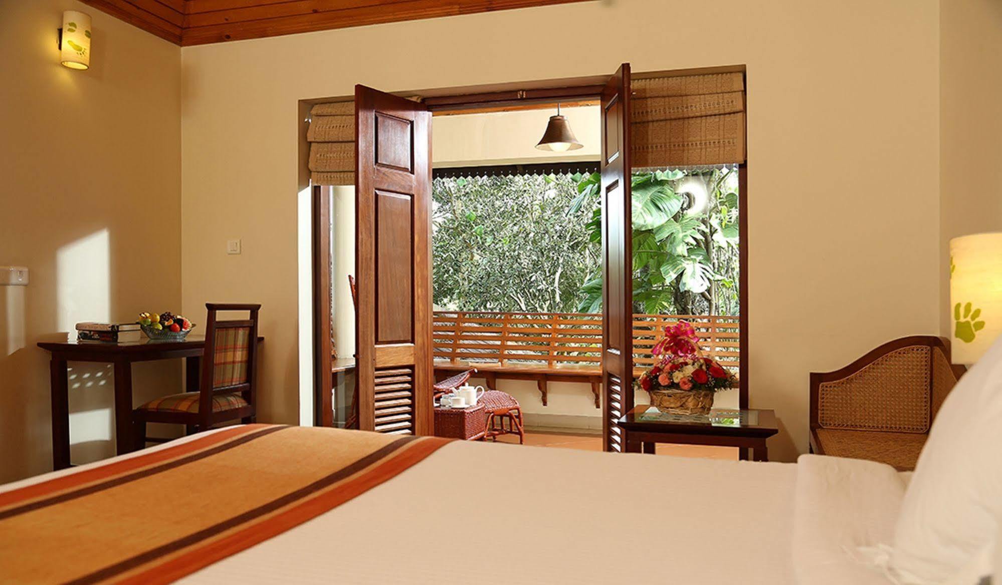 Elephant Court Thekkady Exterior foto